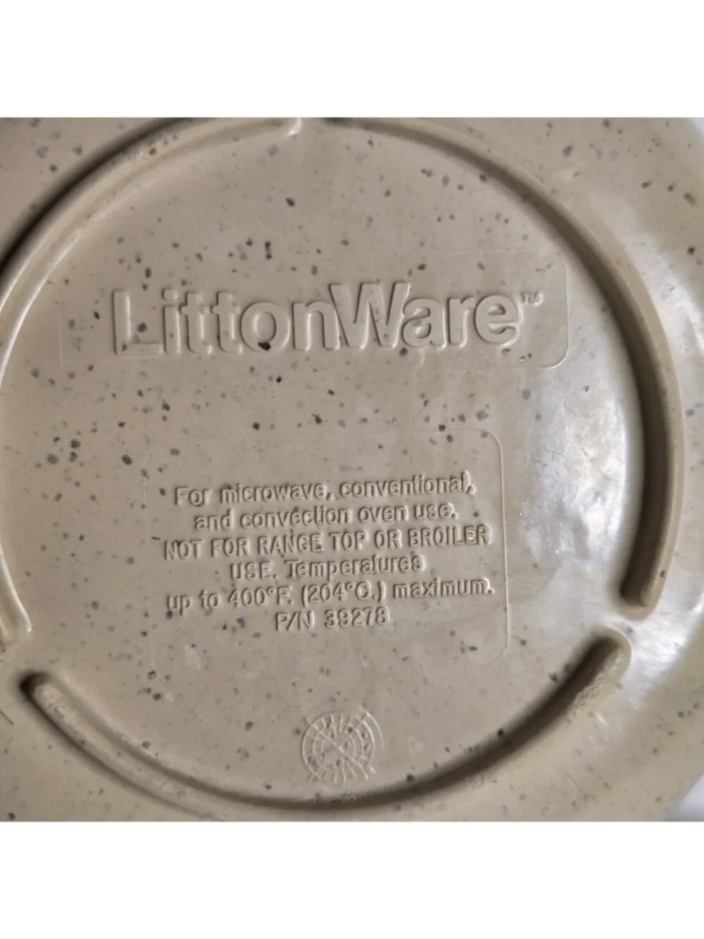 Vintage LittonWare Oven, Microwave And Convection Heat Safe Covered Baking Dish